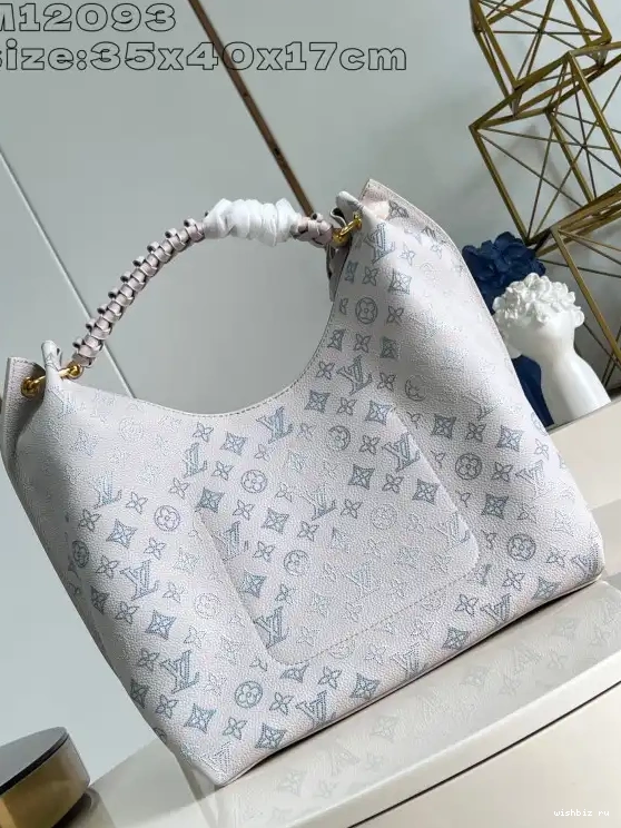 WIS VUITTON LOUIS CARMEL 0610